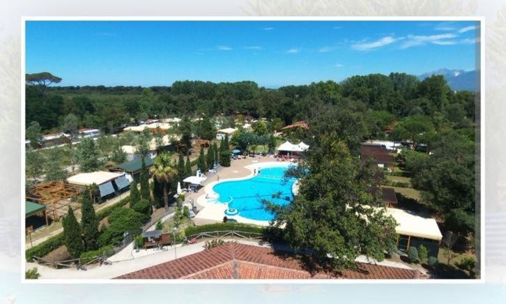 Familie Chalet In Toscane, Aan Zee, Aangeboden Door Micasatoscana Виареджо Екстериор снимка